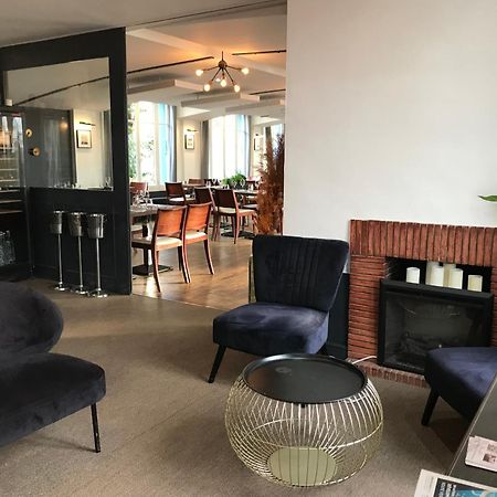 Logis Hotel & Restaurant - Les Bords De Seine ลาโรช-กูยง ภายนอก รูปภาพ